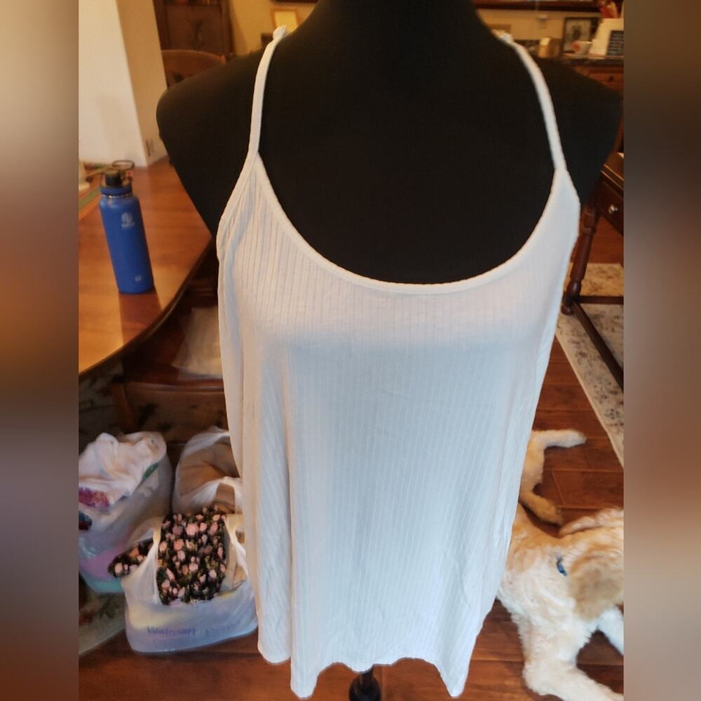 Oldโ Navy XL creme tank top